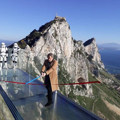 * Luke-opens-Skywalk.jpg